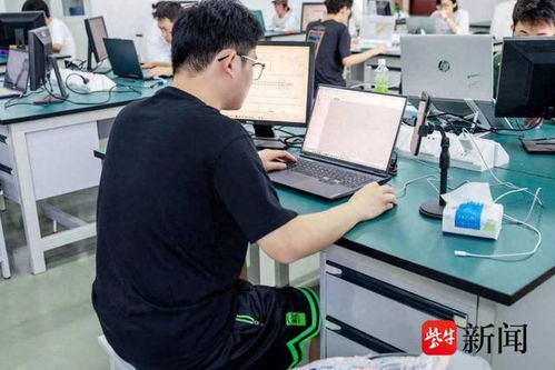 江苏大学京江学院42名精英学子在先进成图技术与产品信息建模创新大赛中展现卓越风采